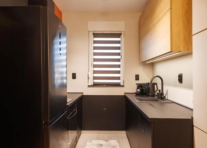 T & T - 2 Bedrooms شقة