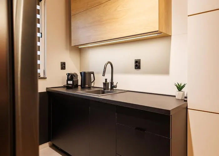 T & T - 2 Bedrooms شقة بايرت