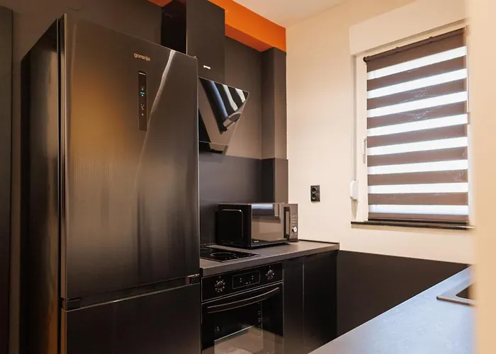 T & T - 2 Bedrooms بايرت