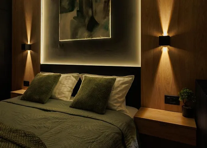 T & T - 2 Bedrooms * بايرت